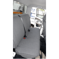Defender 110 Station Wagon (1990 - 2007); 60/40 rear bench.