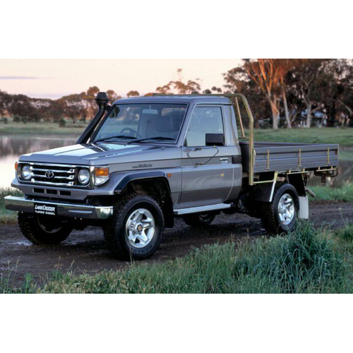 Land Cruiser 79 Series GXL SIngle Cab - Cab Chassis (2016-on); 2 front bucket